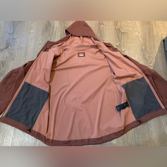 Merrell Women's L Whisper Rain Shell Jacket dusty rose Hooded Outdoor‎ hiking - Picture 6 of 7